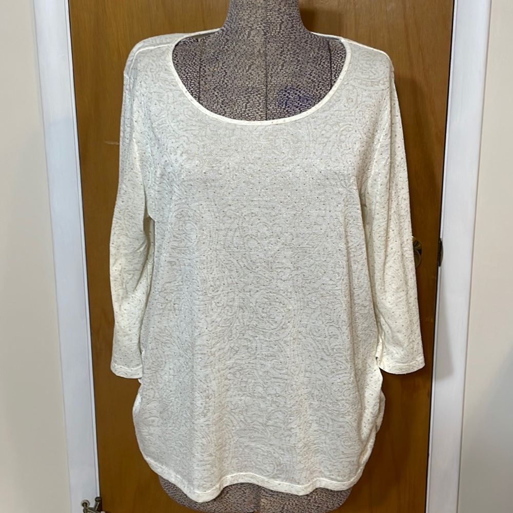Laura Ashley Womens XL Cream and Gold Blouse Small Gold Studs 3/4 Sleeves